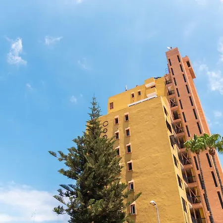 Apartamento Homeforguest Beach Apt With Sea View & Pool, 50 Steps To The Sea