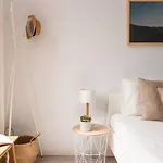 Homeforguest Beach Apt With Sea View & Pool, 50 Steps To The Sea *