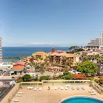 Homeforguest Beach Apt With Sea View & Pool, 50 Steps To The Sea *