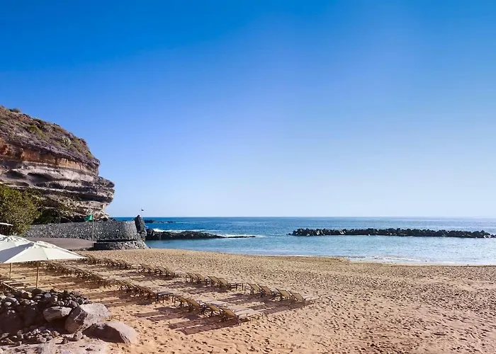 Homeforguest Beach Apt With Sea View & Pool, 50 Steps To The Sea * Playa Feñabe