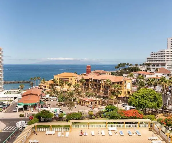 Homeforguest Beach Apt With Sea View & Pool, 50 Steps To The Sea *