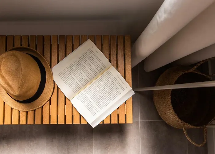 Homeforguest Beach Apt With Sea View & Pool, 50 Steps To The Sea Appartement Playa Feñabe