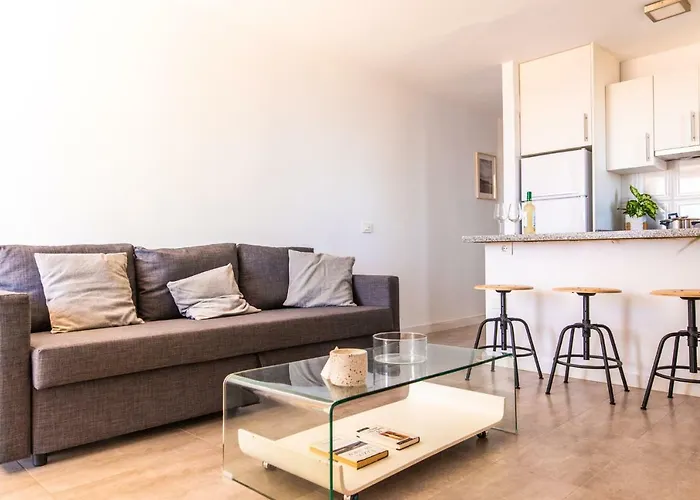 Homeforguest Beach Apt With Sea View & Pool, 50 Steps To The Sea Apartment Playa Fanabe